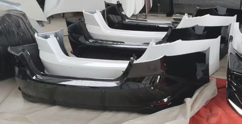 Задний Бампер Camry V80
